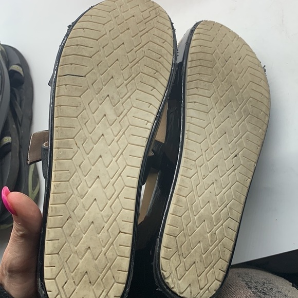 Kenneth Cole Joyce Black Patent Gladiator Sandal Sz 9M. BSN0898F - Picture 9 of 13